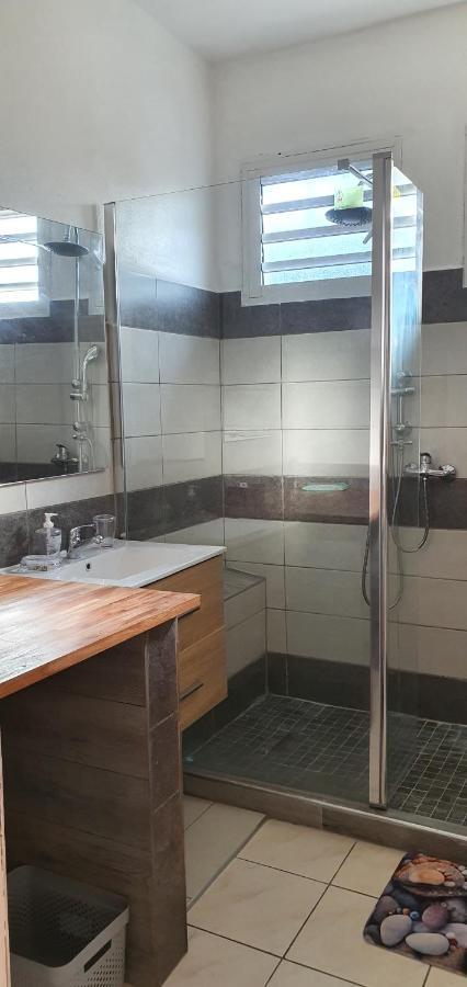 Apartamento Meublé chez Gilbert Le Tampon Exterior foto