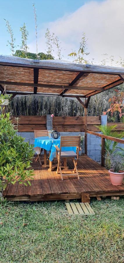Apartamento Meublé chez Gilbert Le Tampon Exterior foto